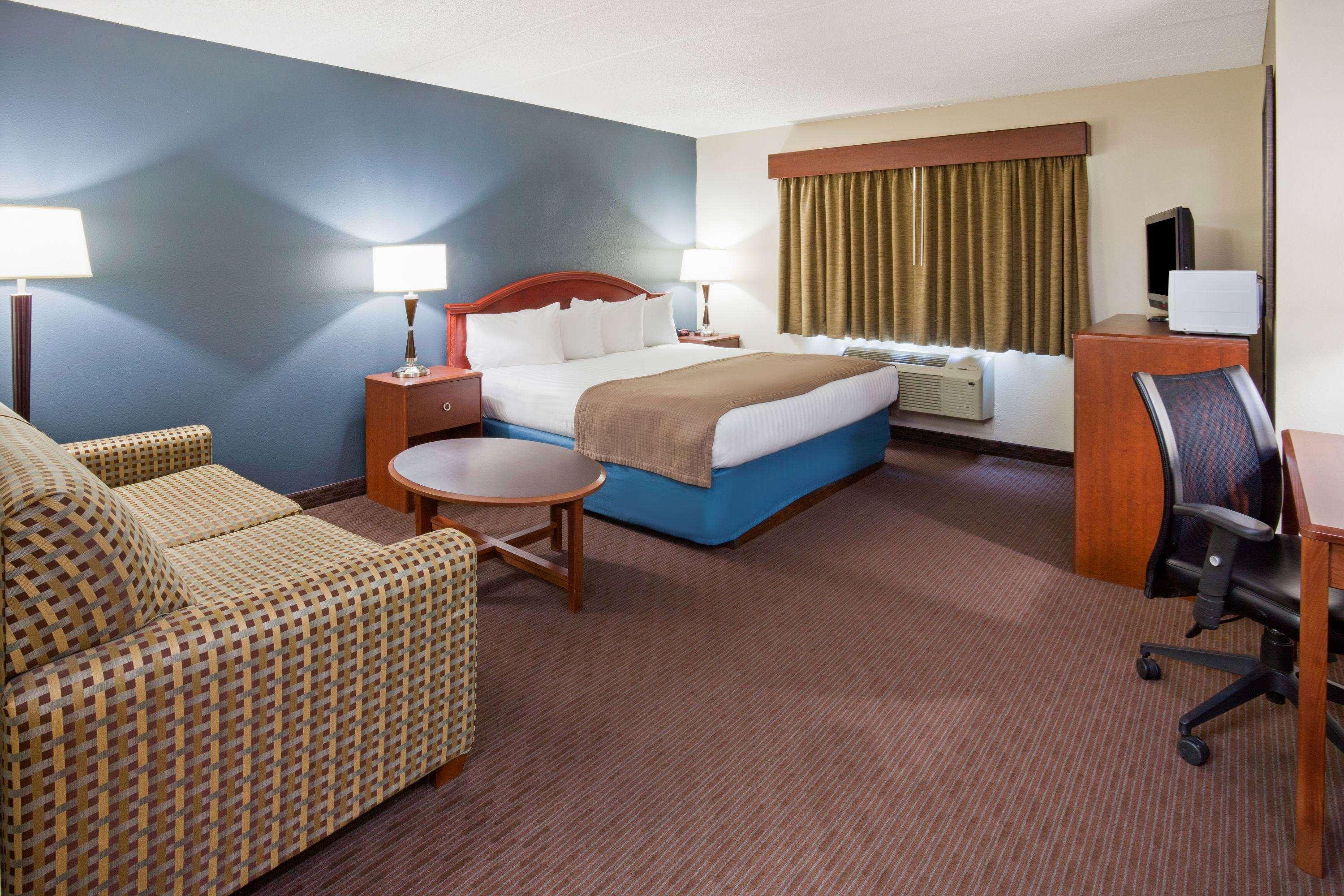 Americinn By Wyndham Spencer Ngoại thất bức ảnh
