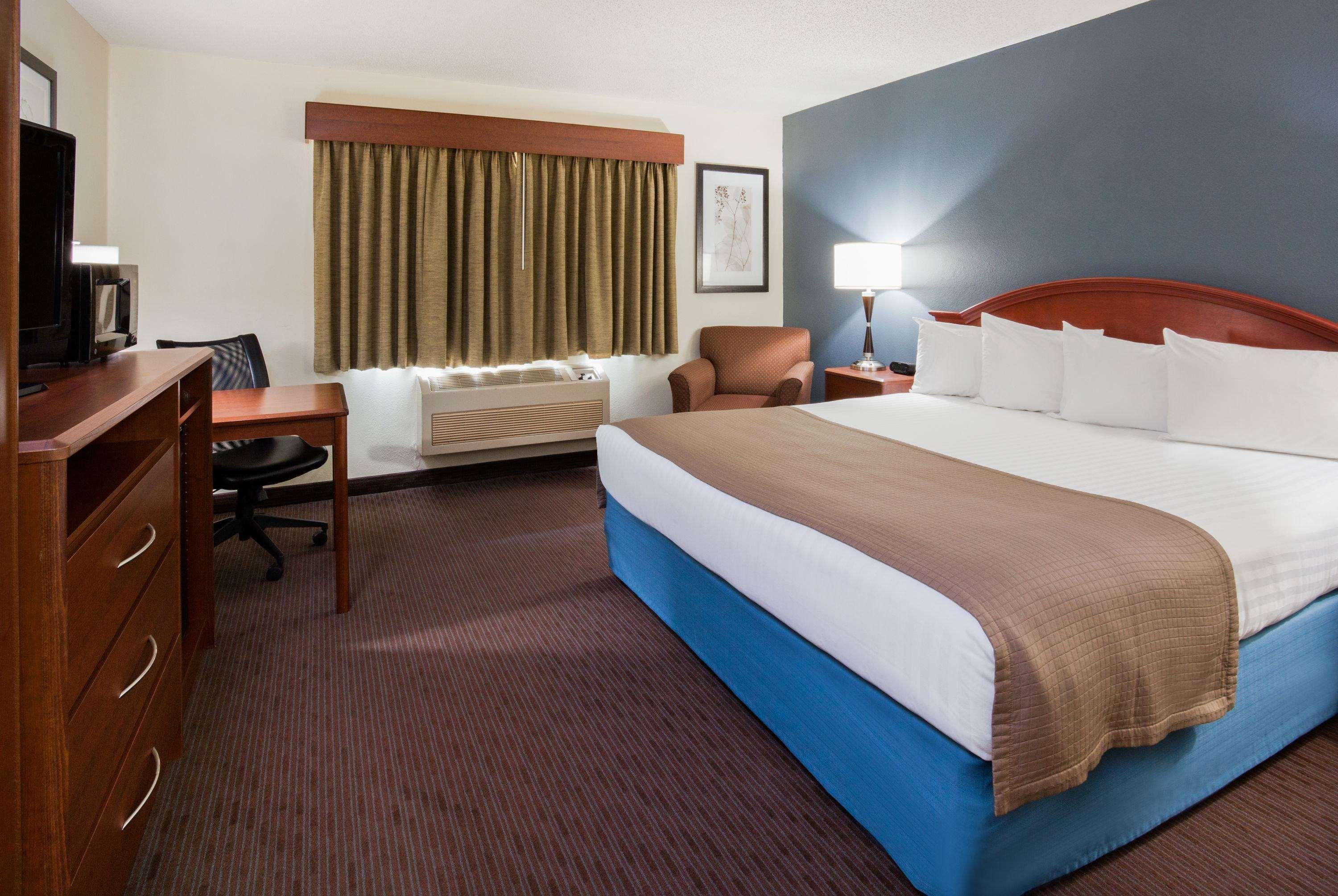 Americinn By Wyndham Spencer Ngoại thất bức ảnh