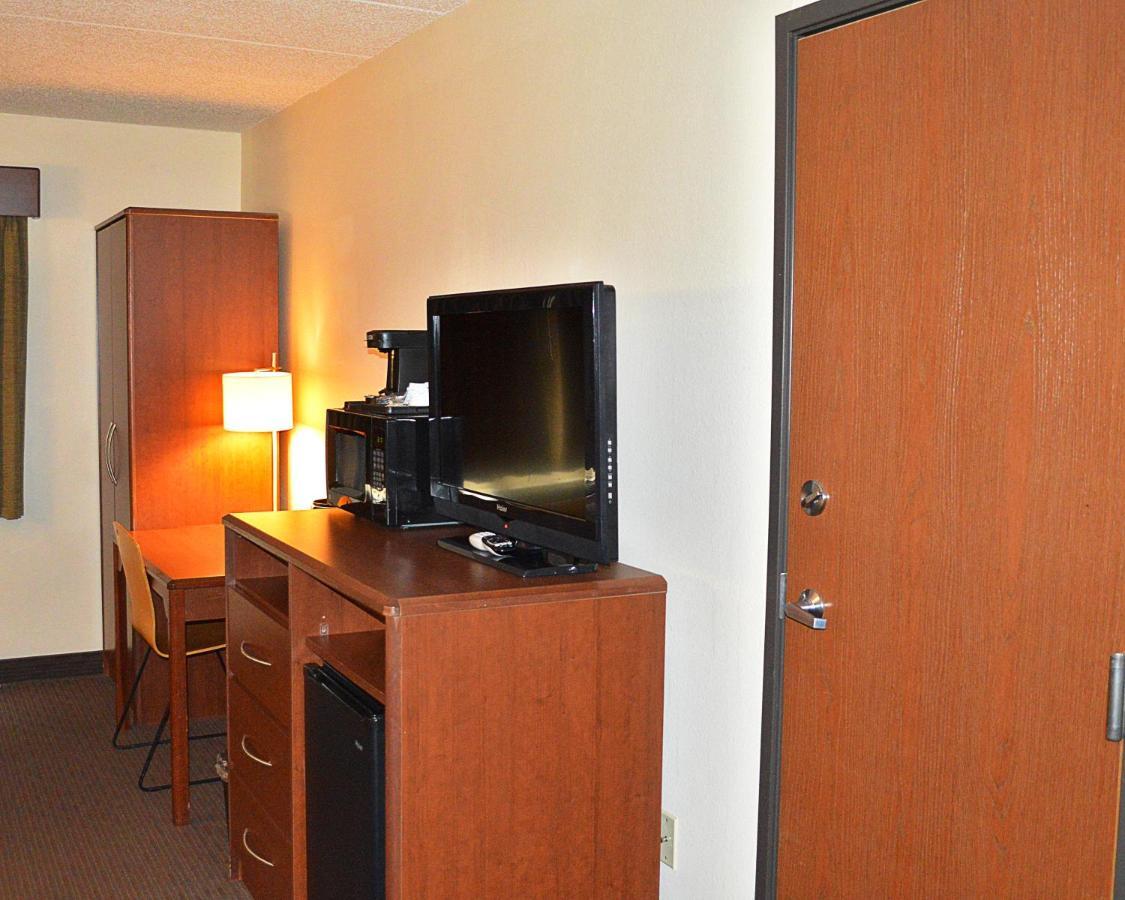 Americinn By Wyndham Spencer Ngoại thất bức ảnh