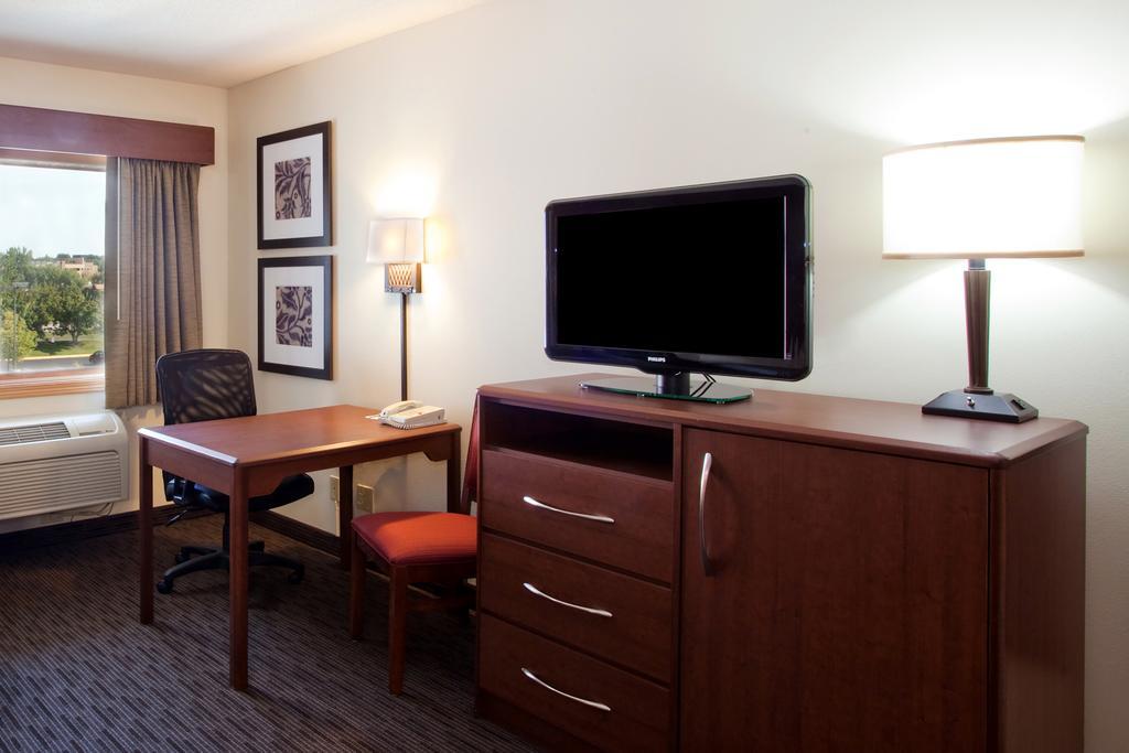 Americinn By Wyndham Spencer Ngoại thất bức ảnh